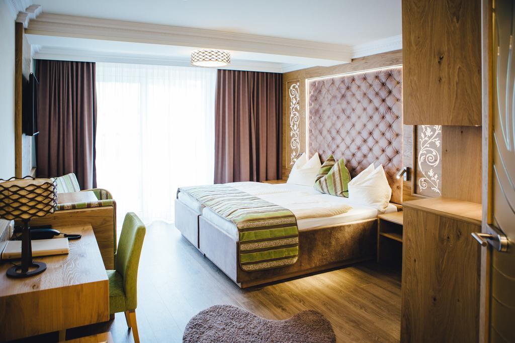 גריין Wellnesshotel Aumuehle מראה חיצוני תמונה